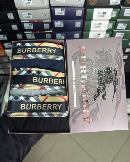 BURBERRY - ΜΠΟΞΕΡΑΚΙΑ 03993